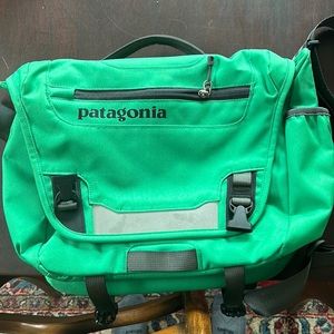 Patagonia messenger bag